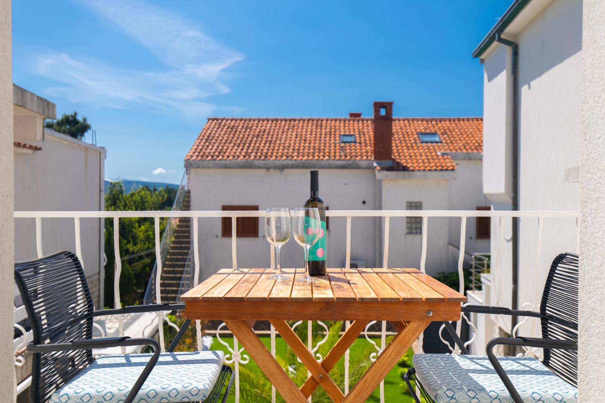 Apartments Soul Krk Town Exterior foto